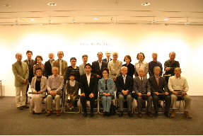 受賞者と協議会会長(市長)
